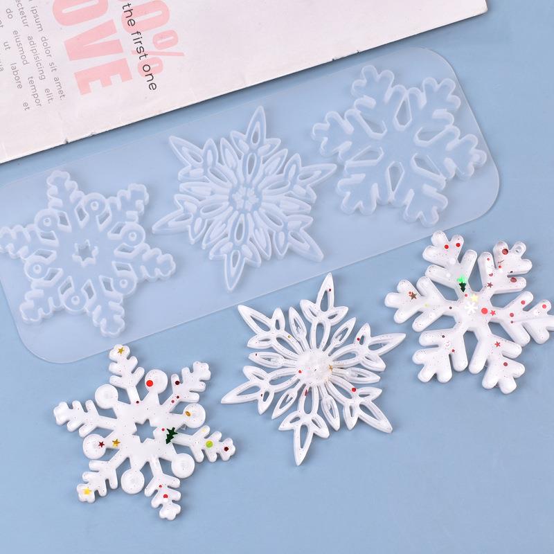 Christmas Hollow Snowflake Orn - đánh giá và giá Christmas Craft Embellishment